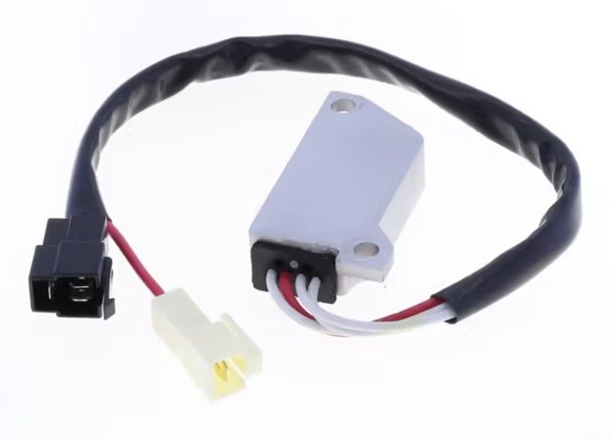 Regulator napięcia Yamaha V-MAX 1200, XV 535/750/1000/1100 Virago Athena | S410485401009