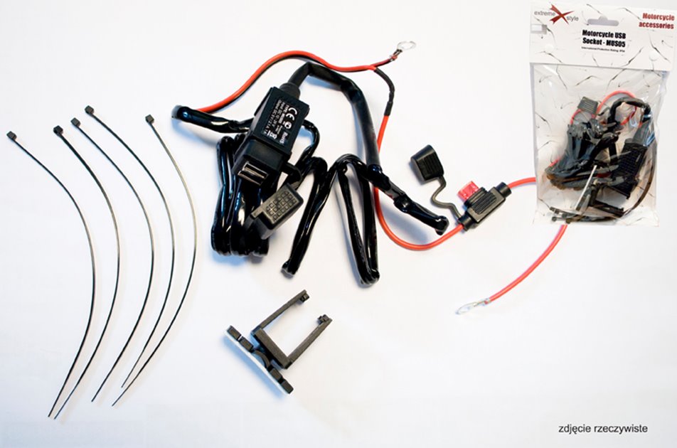 Gniazdko zapalniczki na kierownice 12V 2x USB 5V - BTMUS05