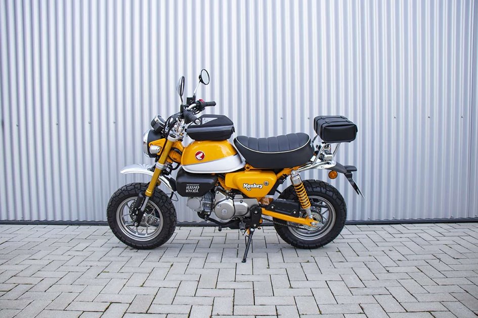 Stelaż pod kufer centralny Honda Monkey 125 2019-2026 Hepco Becker | 6549523 01 02