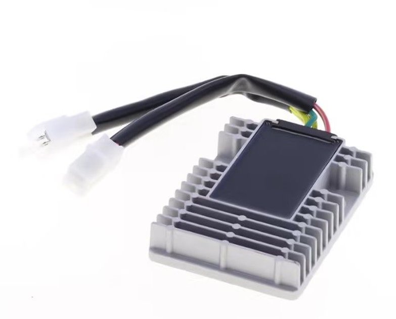 REGULATOR NAPIĘCIA KYMCO XCITING 500 05-13, YAGER 200 08-14, XCITING 300 08-13, AGILITY 125 17-23, DOWNTOWN 125 09-19, VENOX 250 02-13 (OEM: 31600KED9900) ATHENA