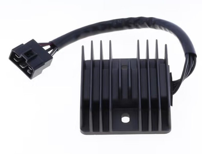 Regulator napięcia Triumph America 865, Bonneville 865, T100, Scrambler/Speedmaster 865, Thruxton 900 Athena | S410468401002