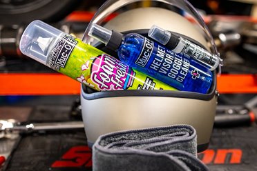 Zestaw do czyszczenia i zabezpieczenia kasku Muc-Off Helmet Care Kit | 20803