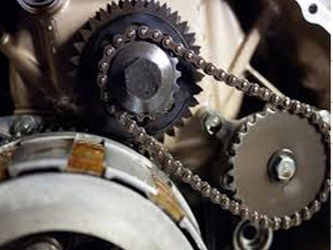Łańcuszek napędu pompy oleju 52 ogniwa Honda CX 500, GL 500, VF 500, CBR 600, CX/GL 650, CBR 900RR, VTR 1000F/SP1/SP2, XL 1000V Varadero, VT | OPC-101