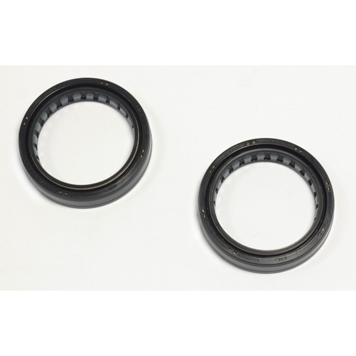 Uszczelniacze przedniego zawieszenia olejowe 2szt. NOK 45x58x11mm ARI120 Athena | P40FORK455085
