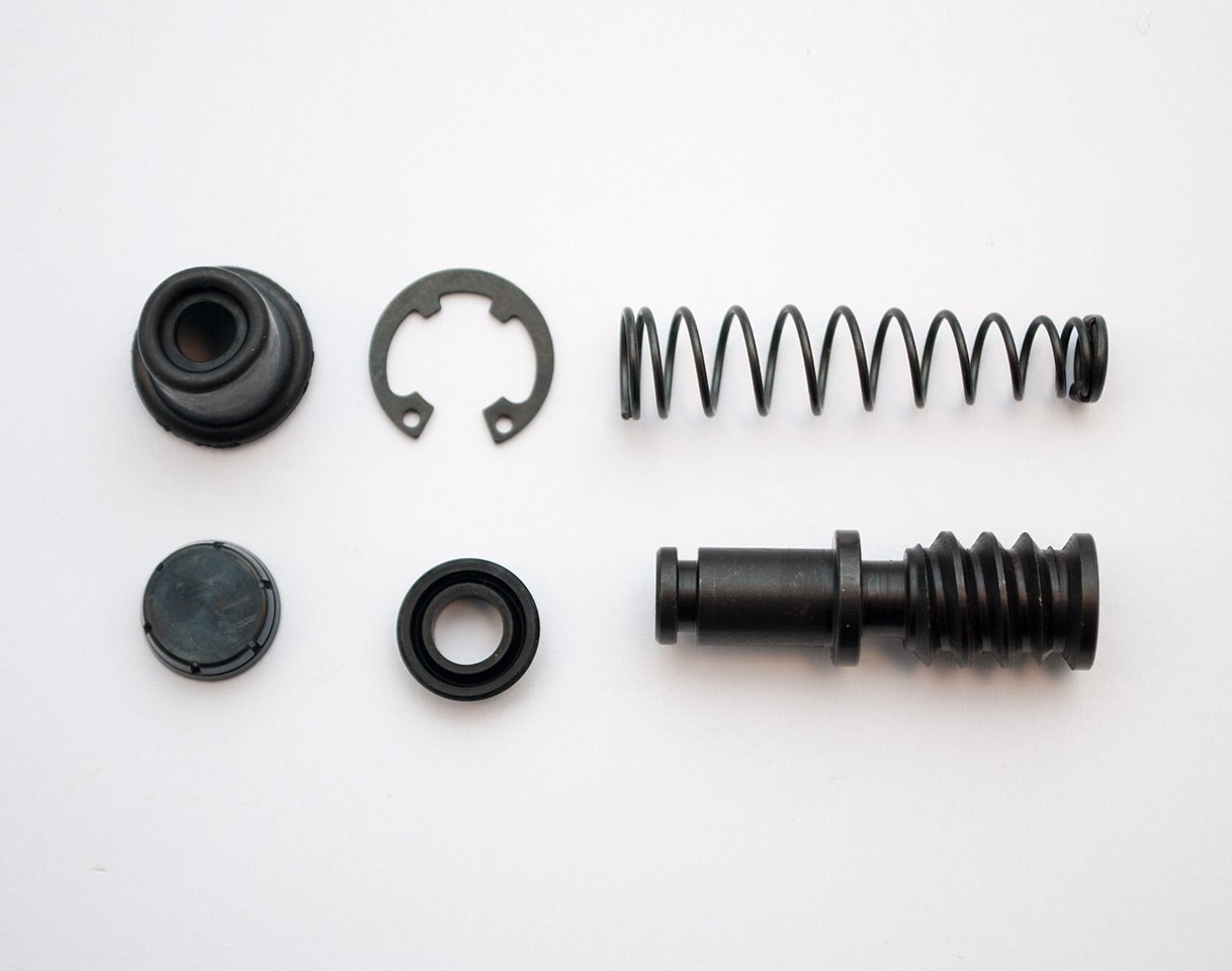 Zestaw naprawczy pompy hamulcowej przód Honda TRX 400FW, 450 ES/S, 450 FE/FM, 500FA Bronco | AT-05852