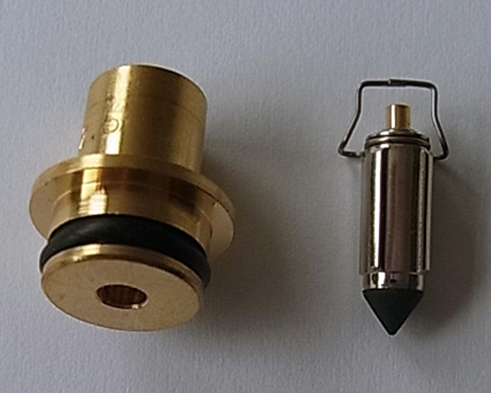 Zaworek iglicowy z gniazdem Suzuki DR 350S/SE, DR 750, DR 800 | FVS-304