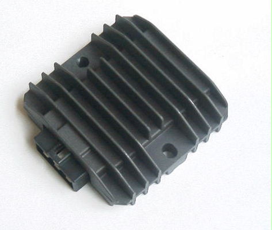 Regulator napięcia Kawasaki ZX 400, ZX 500/550, ZX 600, VN 750, VN 1500, ZR 750, ZX 250, ZL 400 OEM:21066-1055 | RGU-403