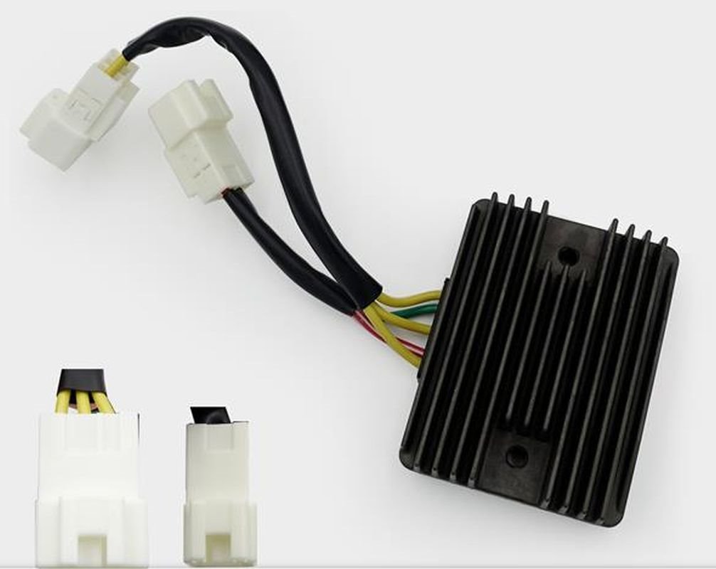 Regulator napięcia Piaggio BEVERLY 300, MP3 300/500, X7 300, BEVERLY 350, X10 350/500 | RGU-704