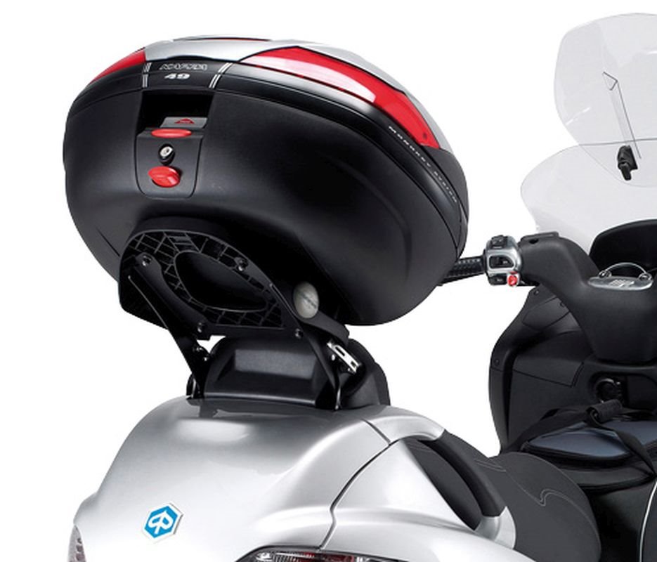 Stelaż kufra centralnego uchylny Piaggio MP3 125 250 300 400 500 z płytą Monolock Kappa | KR134M